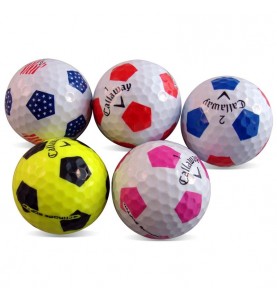 Callaway Chrome Soft  diseño fútbol en Grado Perla (25 bolas de golf)